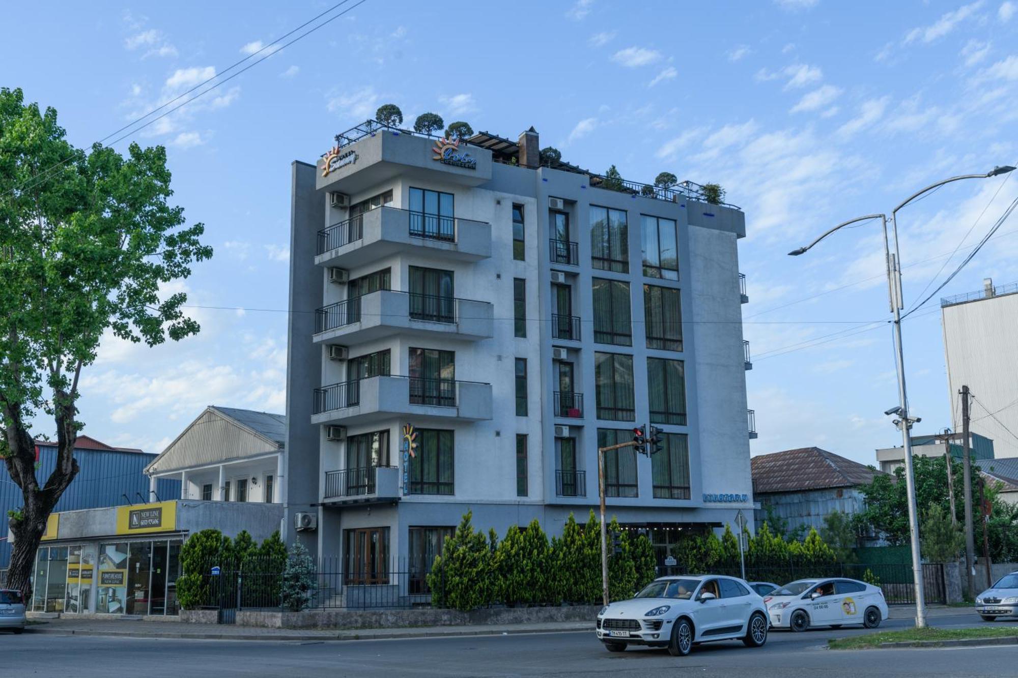 Hotel Sunny Batumi Exterior foto